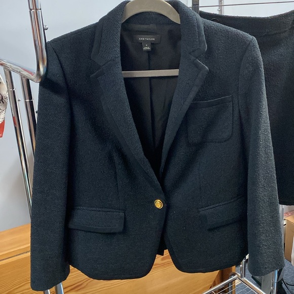 Ann Taylor Classic Blue Blazer and Skirt MULTI size Ensemble - Picture 2 of 15